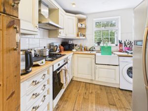 Kitchen- click for photo gallery